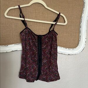 5 for $25 ⭕️ Mesh Floral Tank Top